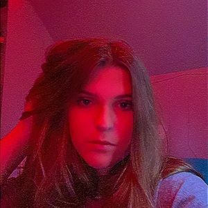 Meet your Posher, Amelia